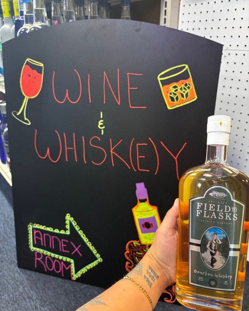 Fieldtoflasks's tweet photo. 🥃 NEW CLIENT ALERT! 🥃
Please welcome The Liquor Cabinet in Bellevue, NE to the Field to Flasks family!

📍 1007 Galvin Rd S, Bellevue, NE 68005
🇺🇸 Made in the USA
👩‍🌾 Female-owned and farm-born https://t.co/QtFYJfz4OA
