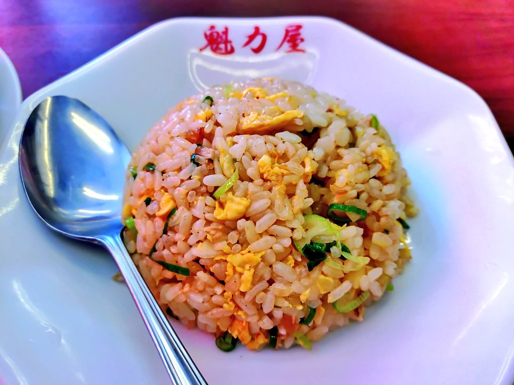 murasaki_GoGo's tweet photo. 今日の昼は #魁力屋 で #コクウマラーメン #チャーハン #唐揚げ を頂きました🍜
美味しゅうございました❤

#フォートナイト参加型配信、ヒュビゴー❗❗

#フォートナイト
#ゲーム配信
#ラーメン

https://t.co/h0g3StXtTR https://t.co/zEoLGg04ZH