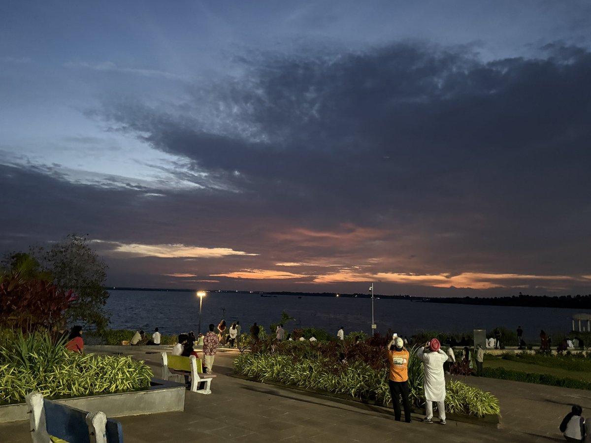 sreejaaaap_09's tweet image. The beauty of Sagars in Hyderabad!