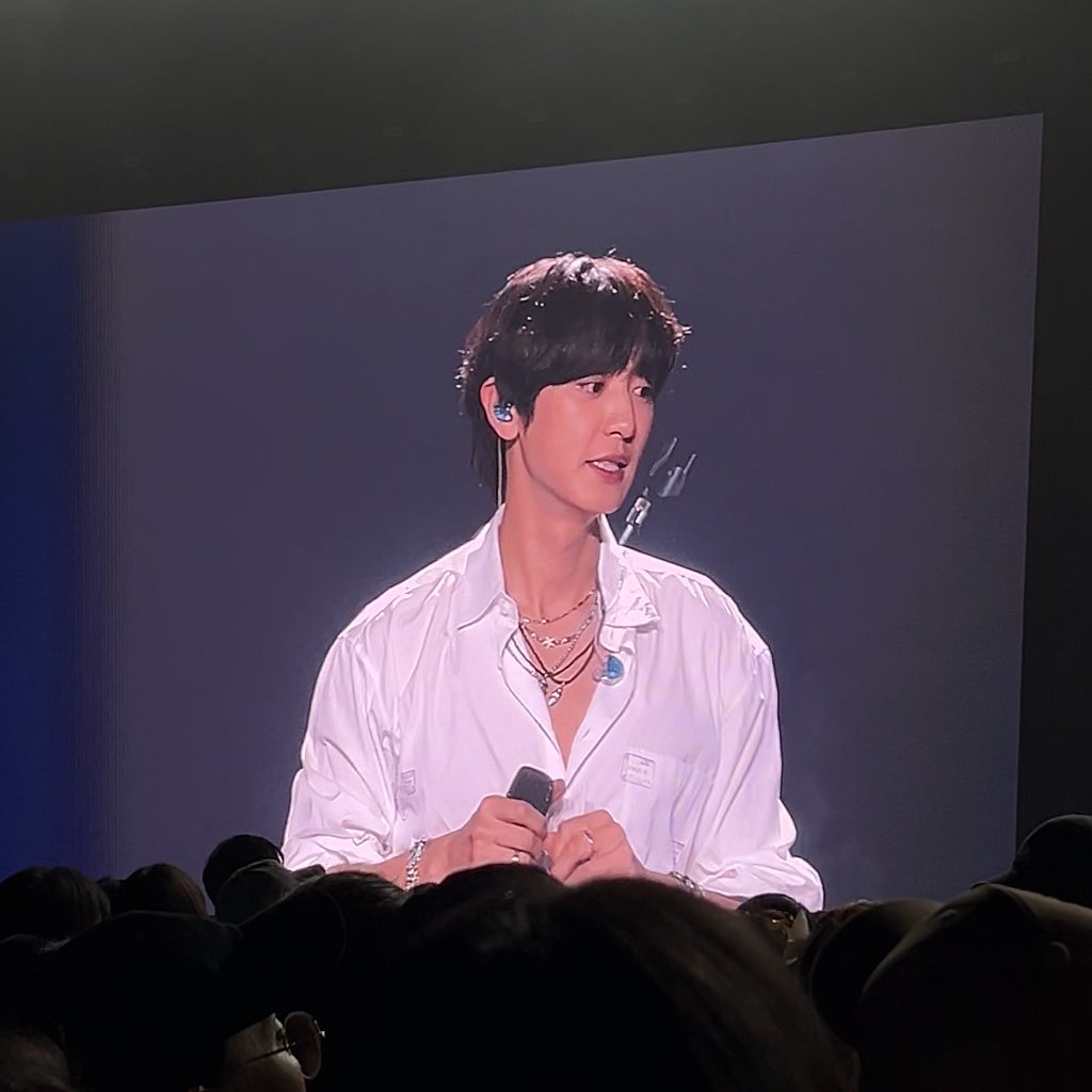 tothemoonandbaek tweet media