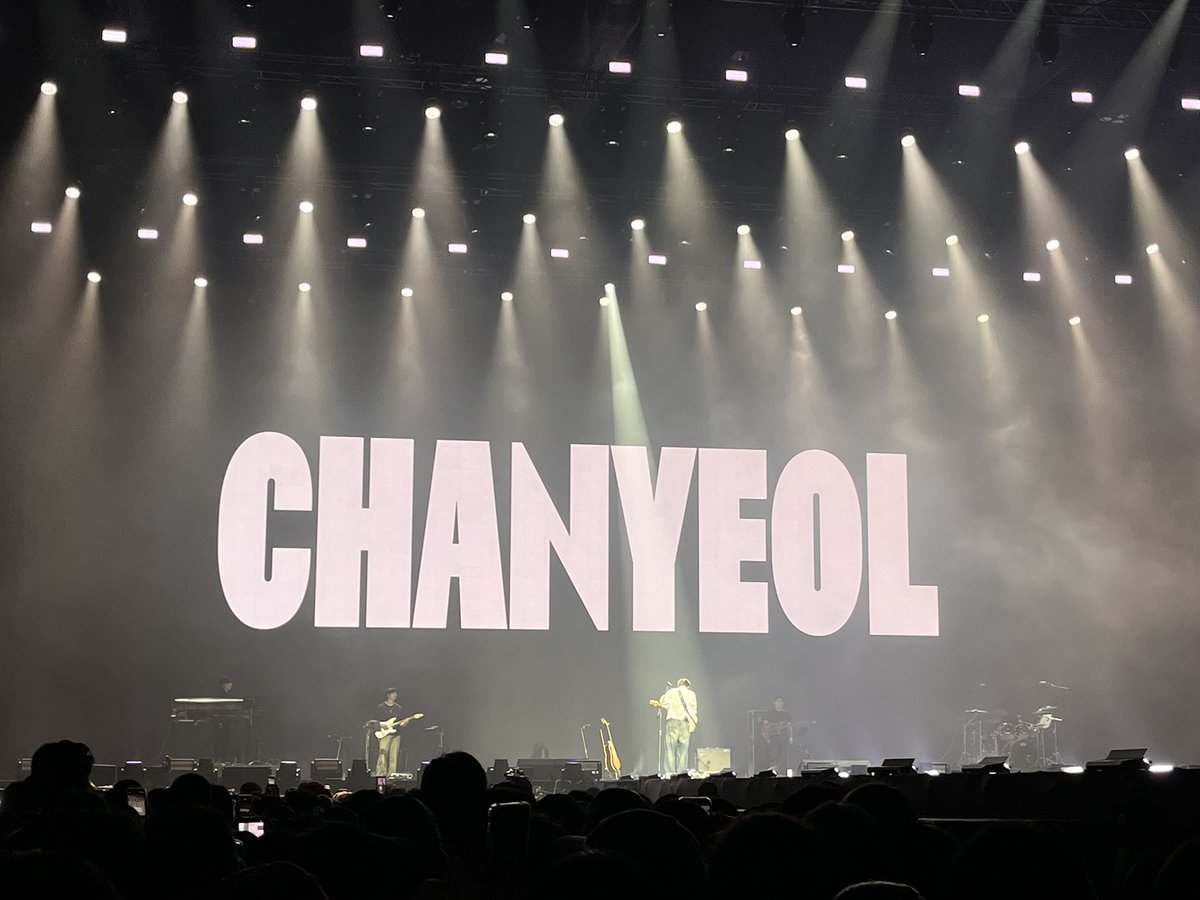 tothemoonandbaek tweet media