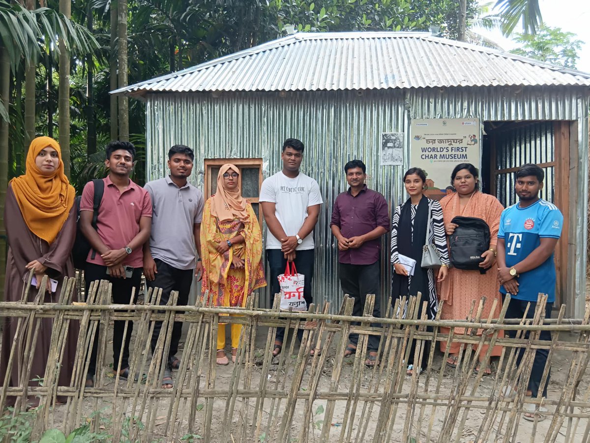 SeeToSwapan01's tweet photo. Children and young people are coming to see the country's first char region based museum, the #CharMuseum.
#kurigram #JFCLR #CharMuseum #Community #Climate #Vulnerable https://t.co/rNJbaXqEai