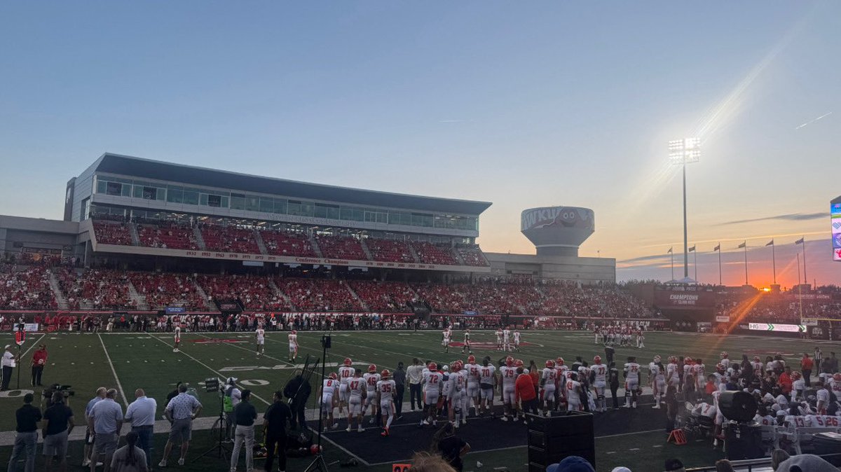 Chase Norman (@chasenorman_9) on Twitter photo Had a great game day visit <a href="/WKUFootball/">WKU Football</a> & congrats on the win <a href="/CoachOBrien_/">Kevin O'Brien</a> <a href="/NCEC_Recruiting/">NPA</a> <a href="/NatlPlaymkrsAca/">NatlPlaymkersAcademy</a> <a href="/BallHawkU/">BallHawkU 🏈🦅</a> <a href="/Grade_aTraining/">Penn</a> <a href="/PennySmith_/">Smith</a> <a href="/Gibbs_Football/">Gibbs Football</a> <a href="/CSmithScout/">Chris Smith</a> <a href="/BradTurner2/">Brad Turner</a> <a href="/Coach_Kitts/">Tyler Kitts</a> <a href="/5StarPreps/">5Star Preps</a> <a href="/jaxon_rose8/">Jaxon Rose</a> Had a great game day visit <a href="/WKUFootball/">WKU Football</a> & congrats on the win <a href="/CoachOBrien_/">Kevin O'Brien</a> <a href="/NCEC_Recruiting/">NPA</a> <a href="/NatlPlaymkrsAca/">NatlPlaymkersAcademy</a> <a href="/BallHawkU/">BallHawkU 🏈🦅</a> <a href="/Grade_aTraining/">Penn</a> <a href="/PennySmith_/">Smith</a> <a href="/Gibbs_Football/">Gibbs Football</a> <a href="/CSmithScout/">Chris Smith</a> <a href="/BradTurner2/">Brad Turner</a> <a href="/Coach_Kitts/">Tyler Kitts</a> <a href="/5StarPreps/">5Star Preps</a> <a href="/jaxon_rose8/">Jaxon Rose</a>