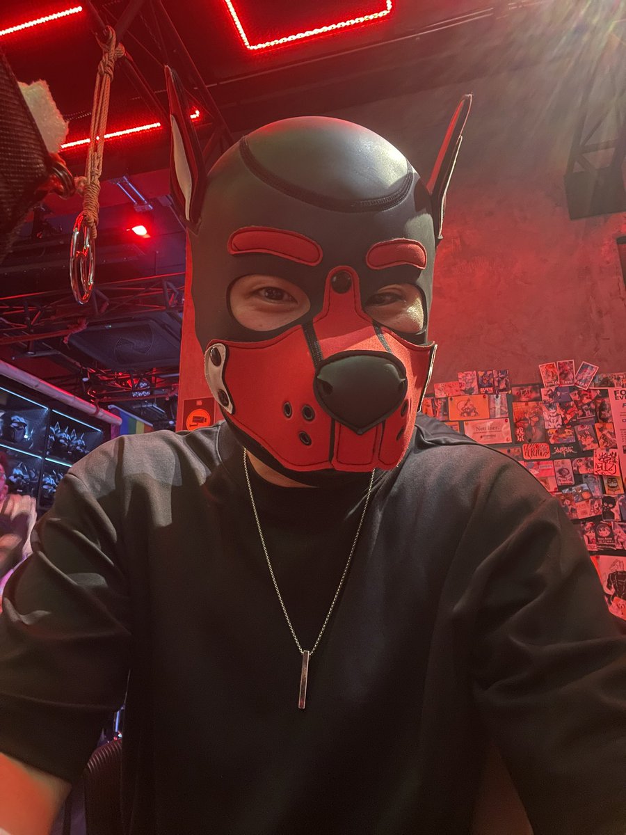 หมาตัวนี้เป็นของนายนะค้าบบบบ 🐶

☕️ <a href="/500cafebangkok/">500 Cafe</a>