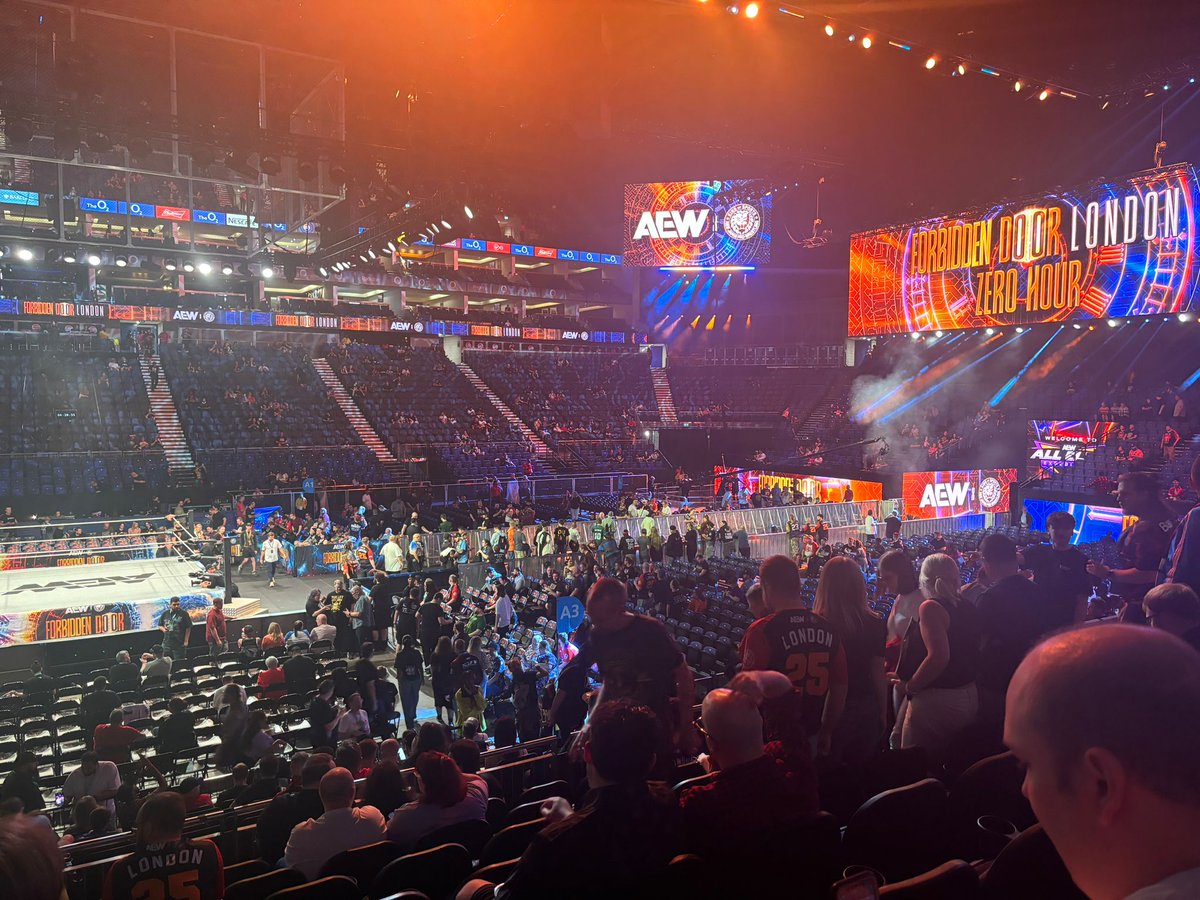 LeDernierRangFR's tweet image. #AEWForbiddenDoor on a beaucoup parlé de toi. C&apos;est parti.