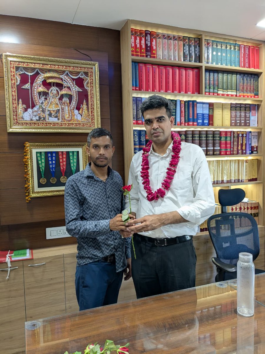 kamal sharma (@kamal75brd) on Twitter photo प्रदेश के जाने माने अधिवक्ता बड़े भाई
<a href="/HarendarNeel/">HARENDAR NEEL</a>
जी को जन्मदिन की हार्दिक बधाई एवं उज्जवल भविष्य की शुभकामनाएं 💐 प्रदेश के जाने माने अधिवक्ता बड़े भाई
<a href="/HarendarNeel/">HARENDAR NEEL</a>
जी को जन्मदिन की हार्दिक बधाई एवं उज्जवल भविष्य की शुभकामनाएं 💐