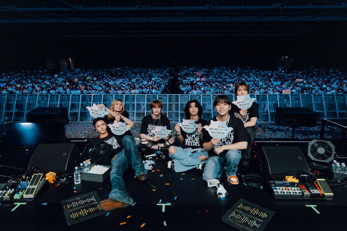 [ #Xtra_Scenes ]

#HONGKONG Villains, you made the final chapter unforgettable💥  
Thank you for closing this journey with love💚  

#XdinaryHeroes #엑스디너리히어로즈  
#Beautiful_Mind_WorldTour 
#Beautiful_Mind  
#WE_ARE_ALL_HEROES