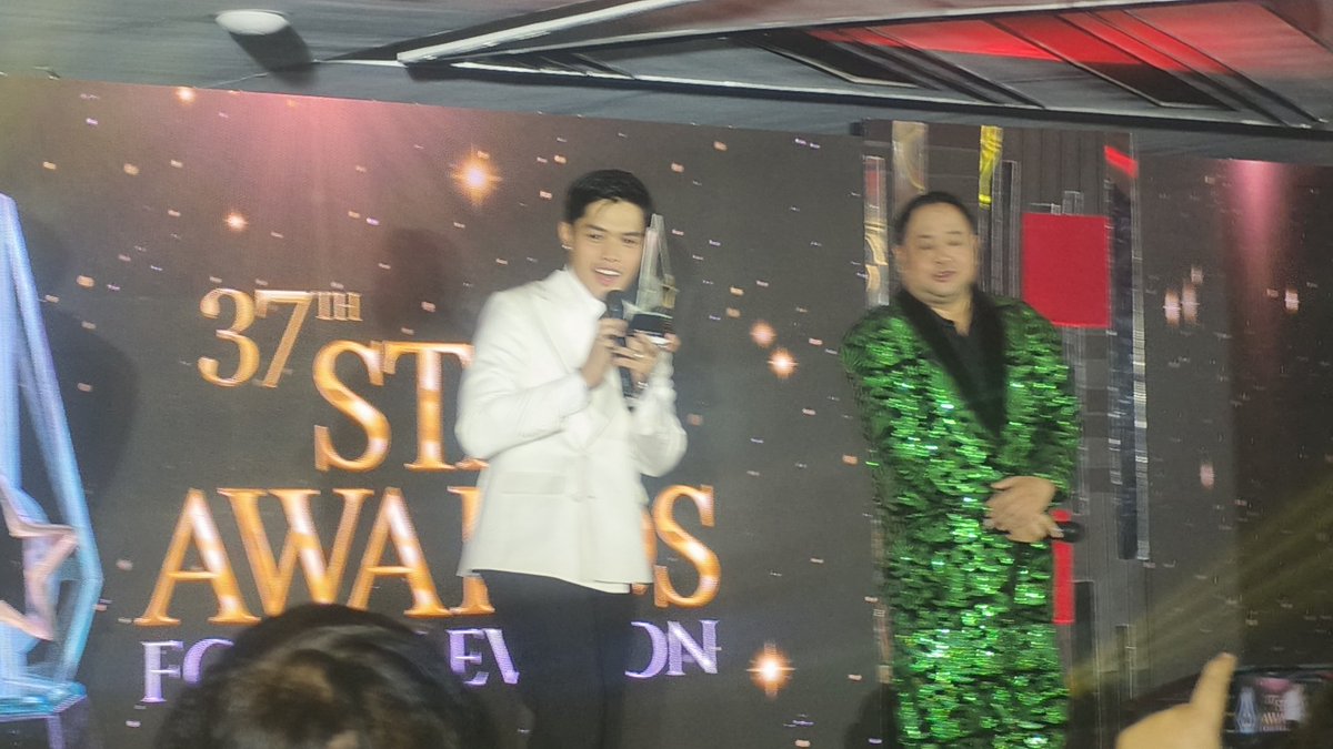 Kapamilya star Elijah Canlas won Best Drama Supporting Actor for Senior High at the #37thPMPCStarAwardsForTV

#BPXPMPC2025 #BPStarOfTheYear