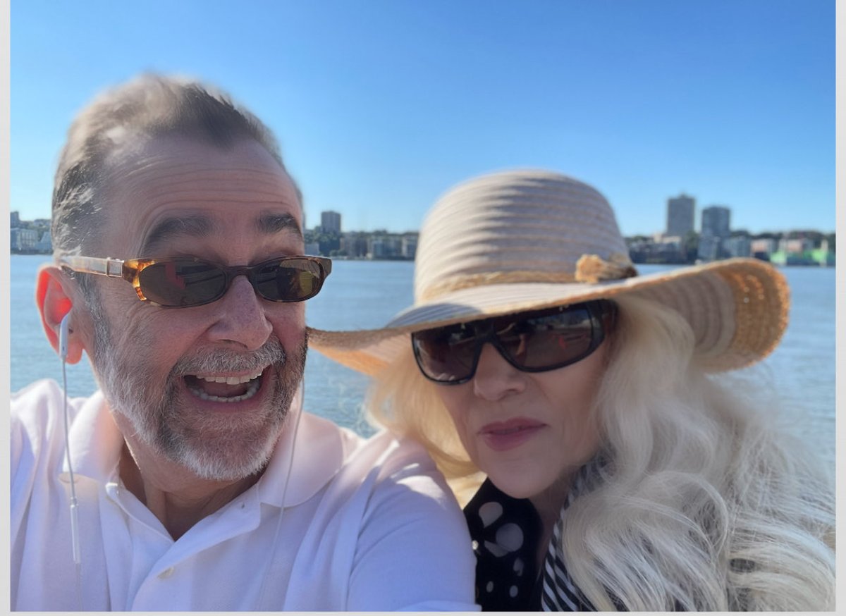 Giving Sunday Thanks to&amp;for all of our families&amp;friends.🙏We honor each&amp;every one of you for your support,loyalty&amp;❤️. We truly could do none of this without you.👏Enjoy your Sunday,love one another,share facts not fears&amp;remember always to pay it forward. XOXO Mrs. L &amp; Lionel💞
