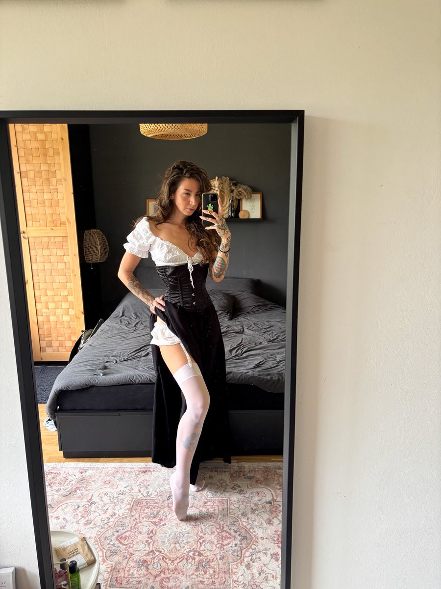 Want to see whats underneath? 😛 #onlyfans #tattooedwomen #girlswithtattoos #OnlyFans