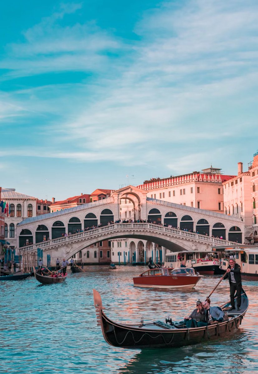 FEELING GOOD TODAY !!!!
GIVING AWAY 7 DAYS 7 NIGHTS ITALY GET
 AWAY FOR 4 PEOPLE . 2 COUPLES OR MOM DAD AND 2KIDS 
ILL PICK WINNER IN 2 WEEKS PLEASE RETWEET