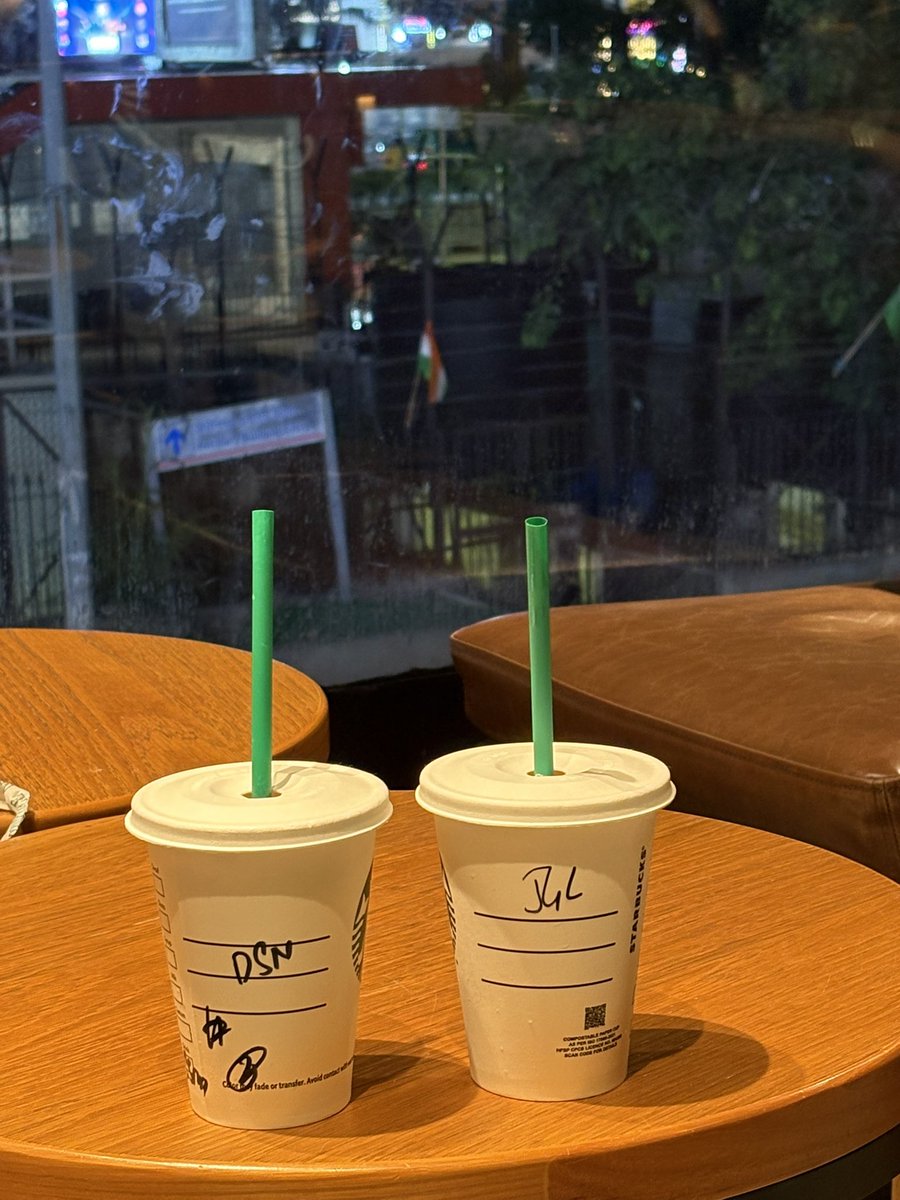 tweetsdsn's tweet photo. Coffee and Contemplating 
The Perfect Brew !

#starbucks #sundayvibes #barisalperyilmaz https://t.co/mYmxkRPlAY