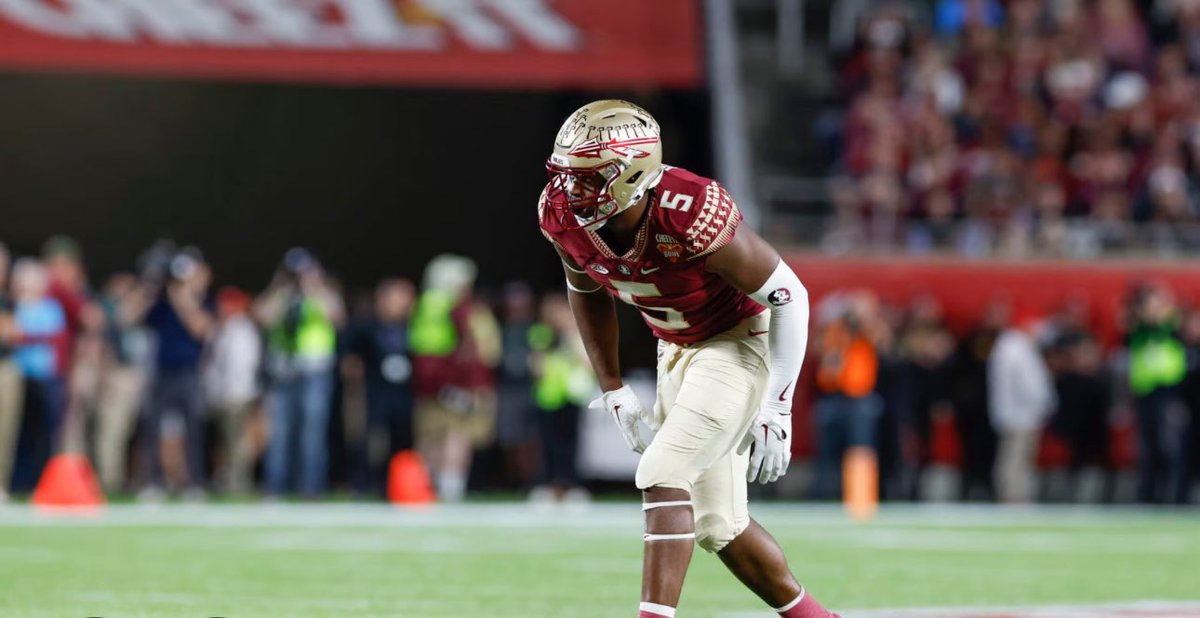 Great conversation with <a href="/Coach_Knighton/">Terrance Knighton</a> blessed to receive an offer from <a href="/FSUFootball/">FSU Football</a> !!
#AGTG