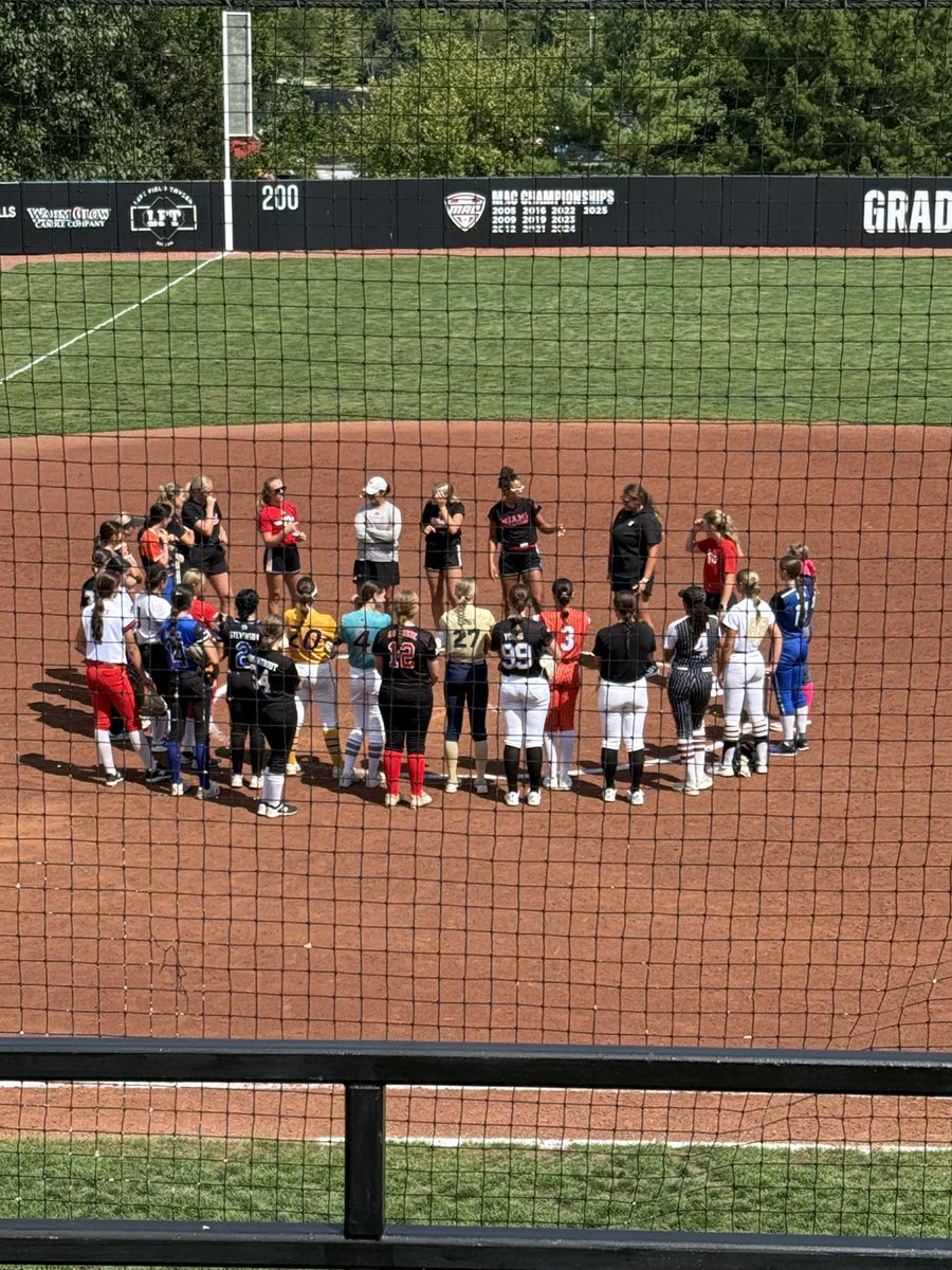 Thank you <a href="/MiamiOH_SB/">Miami Softball</a> for running a great camp! Loved meeting the coaches and getting great feedback on pitching. Can’t wait to go back! Go Redhawks!❤️🖤 <a href="/outlawspope16U/">Outlaws Premier 16U Pope</a> <a href="/mandygardner24/">Mandy Gardner-Colegate</a> <a href="/livforshey/">Livi Forshey</a> <a href="/Coach_Doria/">Emerald</a> <a href="/avon_softball/">Avon Eagles Softball</a>