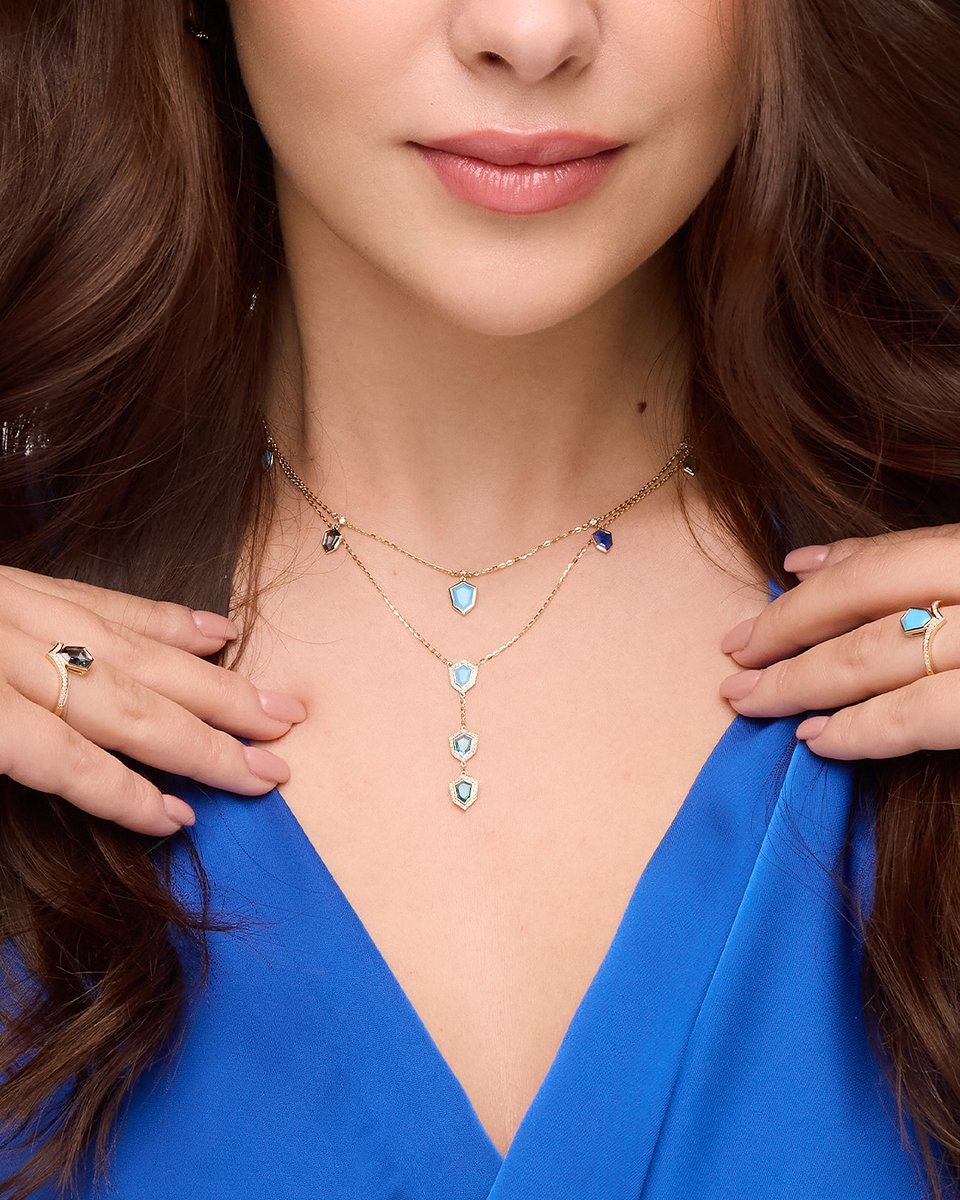 DamasJewellery's tweet image. Spring by Damas — your journey to colour and heritage begins here.

Discover the collections online and in-store.

#ColoursOfSpring #SpringByDamas #DamasJewellery #HouseOfJewelleryDesign #summerWithDamas