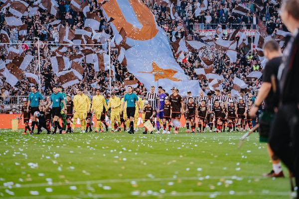 CRAZY ATMOSPHERE ‼️
THANKS FOR THE SUPPORT ‼️