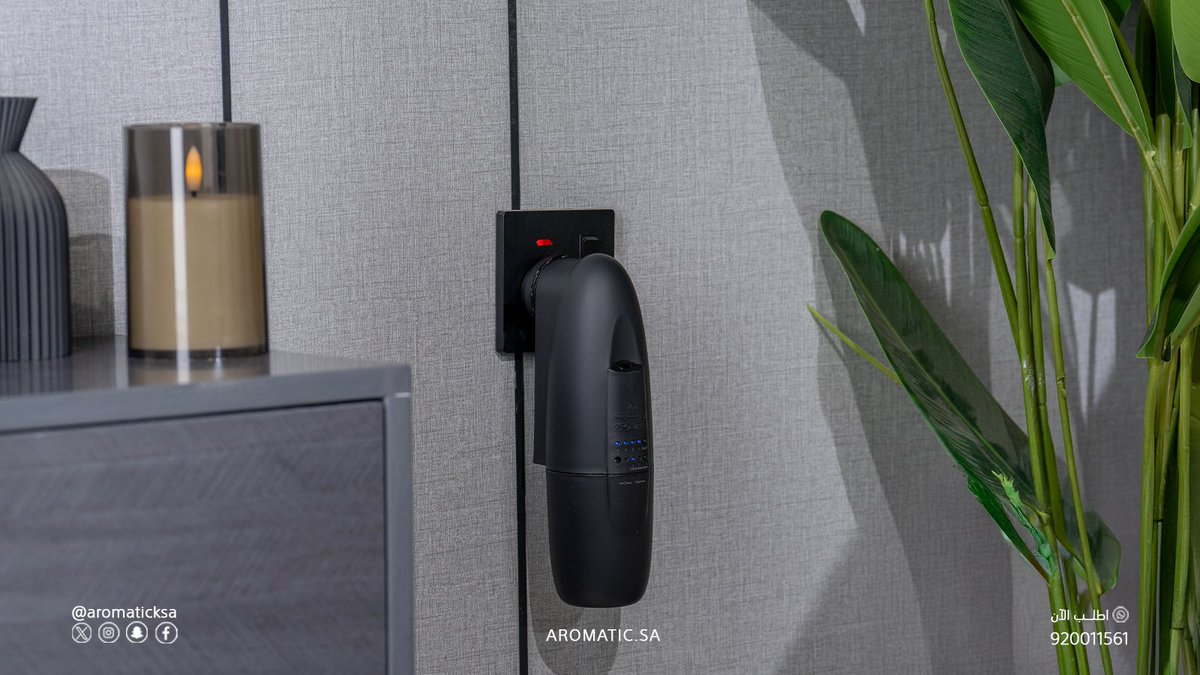 تخيل مكتبك أو شقتك كل يوم بريحة جديدة تحاكي مزاجك ✨
جهاز التعطير الشقق والمكاتب من #اروماتك مو بس ينشر عطر، يصنع جو كامل من الفخامة والانتعاش 😎💙

shorturl.at/nEEnn

#جهاز_تعطير #اجهزة_تعطير #زيوت_عطرية