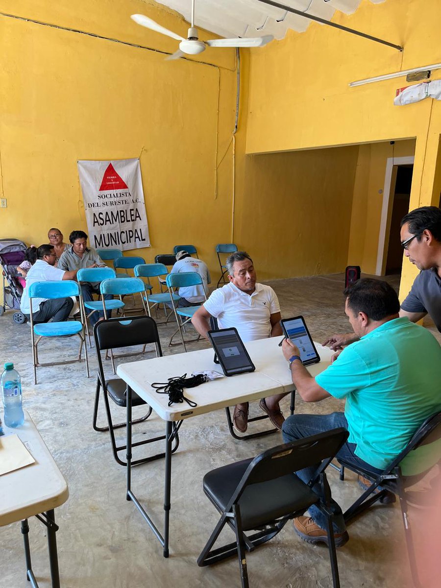 Ayer estuvimos en Bokobá y Tekantó para verificar las asambleas convocadas por la organización Socialistas del Sureste, como parte de la actividad de constitución de asambleas distritales y municipales para la constitución de partidos políticos.