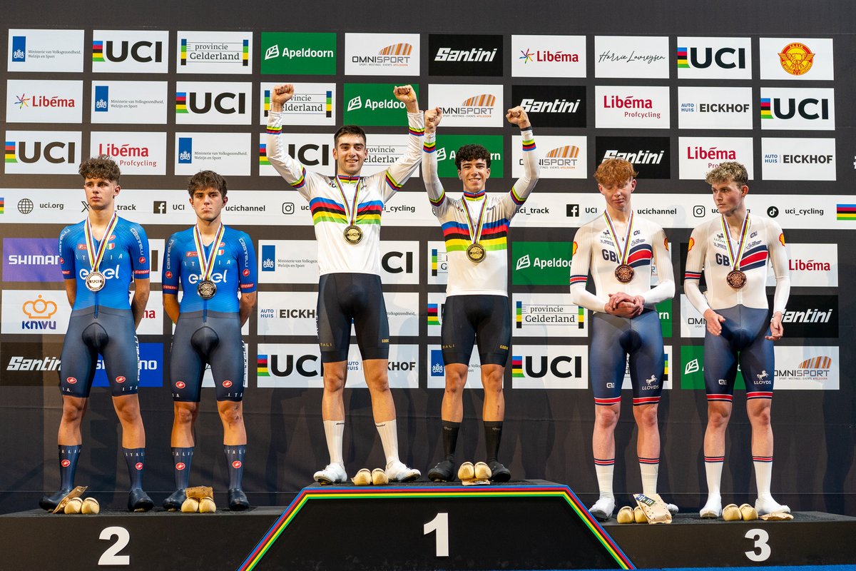 🇪🇸 <a href="/eriic_iiguaal/">Éric Igual</a> y <a href="/urkaregiiiii/">Eñaut</a>, remate de oro en la madison a un excelente Mundial
➡️ Crónica de su triunfo en la madison y del resto de la última jornada de #Apeldoorn2025 
trackpiste.com/2025/08/igual-…