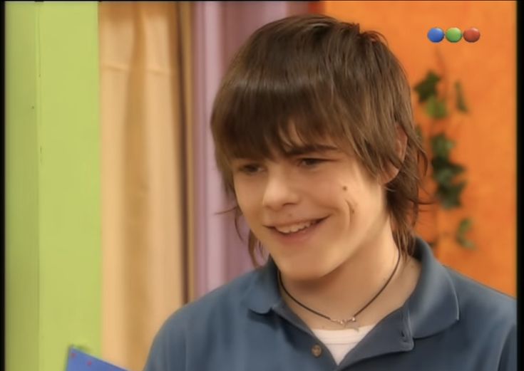 Una vez x allá en el 2006 ví a un intento de villero bastante Tincho y flogger en la tele y desde ese día le jure amor eterno