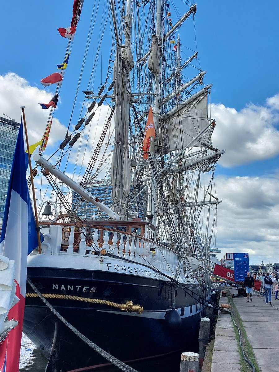 f_alabrune's tweet photo. A bord du Bélem pour le départ du port d'Amsterdam, à l'issue de SAIL 2025: merci au Commandant, à l'équipage et à la Fondation Belem pour leur accueil et pour avoir fait rayonner la France dans cet événement naval exceptionnel!
@troismats_Belem
@Caisse_Epargne
@sail_ams https://t.co/6AufEVXJWg