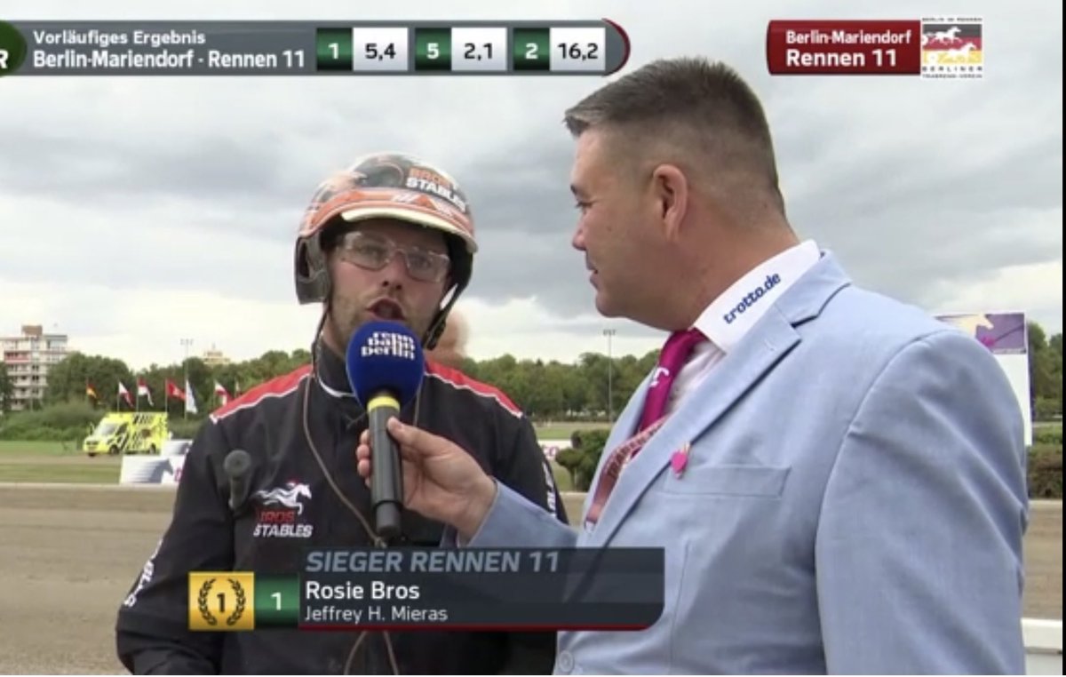 Rosie Bros 🇸🇪 (Maharajah - Heather Deo) wins Jugend Preis for 2 year old fillies at Berlin racetrack 🏆
Co-owner Trot Inc. 
Excellent drive by Jeffrey Mieras 
Proud breeders &amp; owners 😊