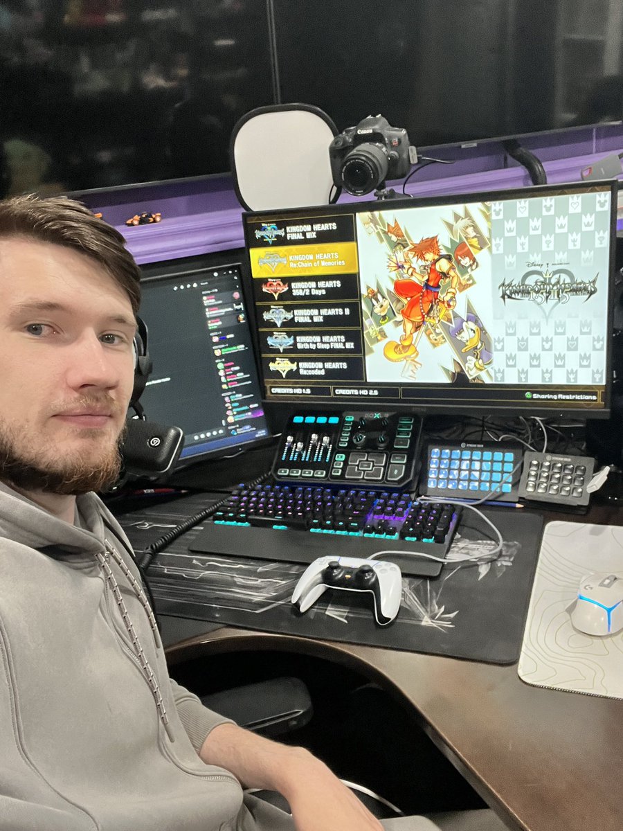 Streaming CoM over on twitch.tv/heltic_