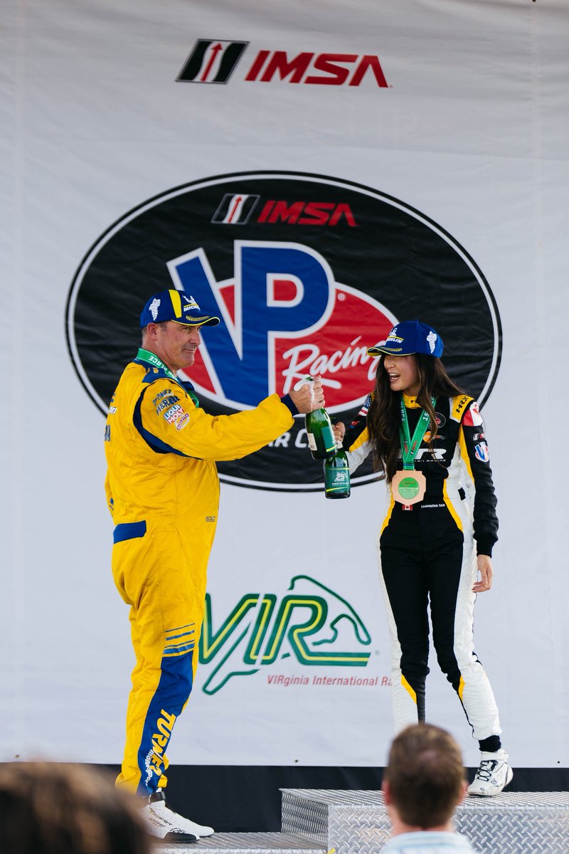 samanthatanracing tweet media