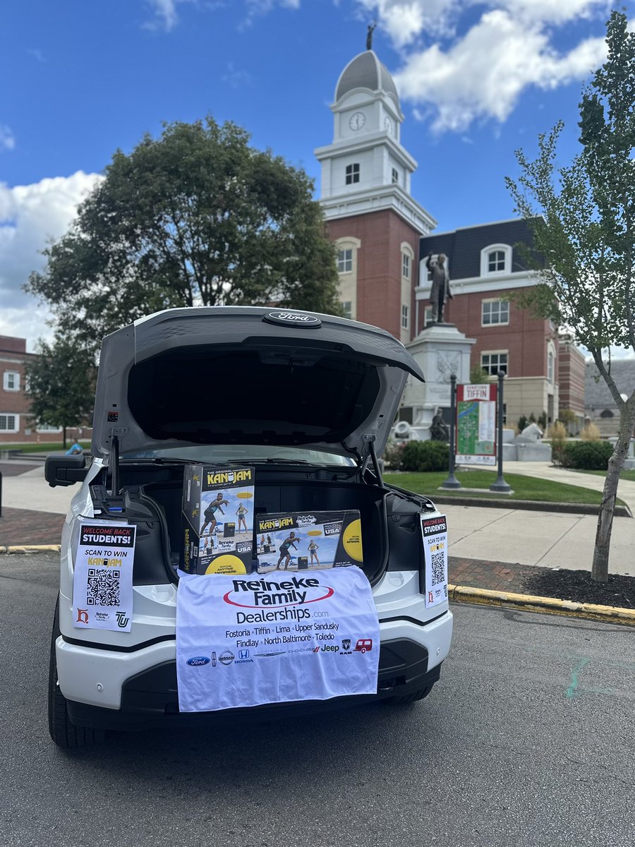 ReinekeFamily's tweet image. 🎓✨ Welcome Tiffin University &amp;amp; Heidelberg University students!

Enjoy your time in our wonderful community 🚗

Scan the QR code for a chance to win a Kan Jam set 🥏🙌

Thanks to the Seneca County Collaborative for hosting!

#DriveReineke #TiffinOhio #WelcomeWeekend