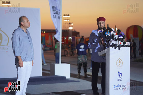 ملخص أساب الهجوم على الشيخ أسامة الأزهرى ، لايدعم المتطرفين السلفيين ، لايدعم أصحاب الفتنة بين نسيج الوطن ، يدعم مدنية الدولة ويؤيد المشروعات التنموية 
#أسامة_الأزهري #مصر #الجمهورية_الجديدة #مصـر #القومية_المصرية #قومي