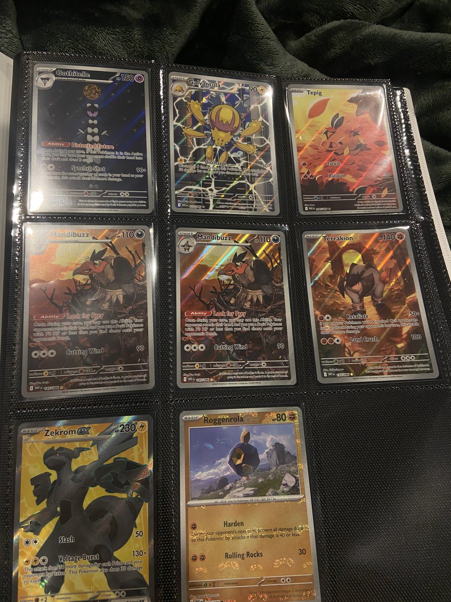 12 packs -> a few decent pulls

plus the cool promo