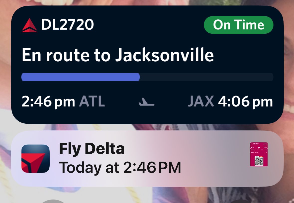 TraceyYHardy's tweet photo. BS ⁦@Delta⁩   We are sitting at the gate with aircraft maintenance issue. https://t.co/ARSMXFfpSt