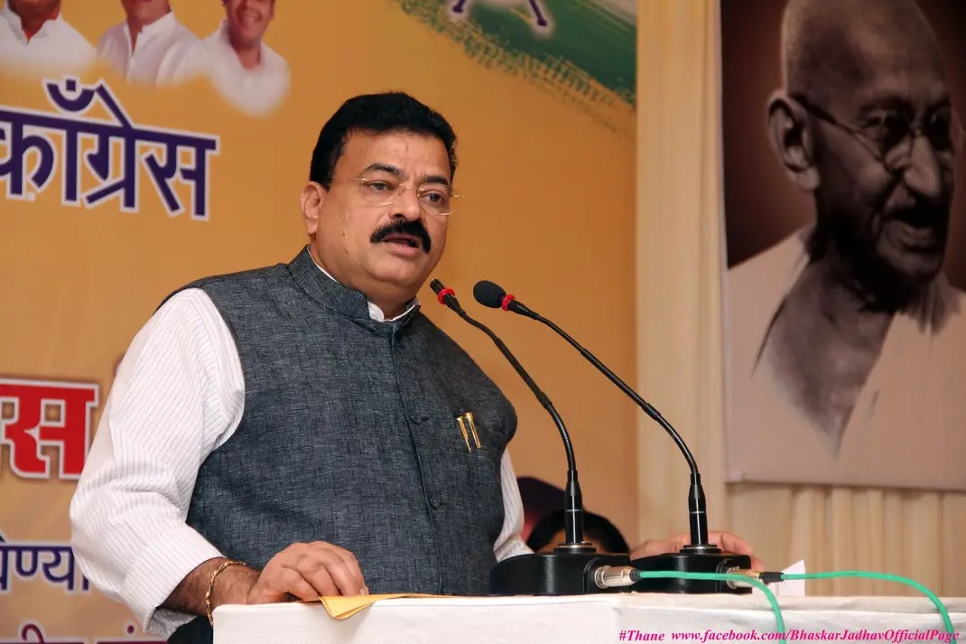 Amit H. Meshram (@amithmeshram4) on Twitter photo नागपूरच्या 'त्या' सहसंचालकावर कारवाई करावी गटनेते आमदार भास्कर जाधव
#हिंदुहृदयसम्राट #शिवसेनाप्रमुख बाळासाहेब ठाकरेंच्या अपमान सहन करणार नाही
#मुख्यमंत्री देवेंद्र फडणवीस यांना पाठविले पत्र
<a href="/Dev_Fadnavis/">Devendra Fadnavis</a> <a href="/CMOMaharashtra/">CMO Maharashtra</a> <a href="/OfficeofUT/">Office of Uddhav Thackeray</a> <a href="/AUThackeray/">Aaditya Thackeray</a> <a href="/ShivSenaUBT_/">ShivSena - शिवसेना Uddhav Balasaheb Thackeray</a> <a href="/ShivsenaUBTComm/">Shivsena UBT Communication</a> नागपूरच्या 'त्या' सहसंचालकावर कारवाई करावी गटनेते आमदार भास्कर जाधव
#हिंदुहृदयसम्राट #शिवसेनाप्रमुख बाळासाहेब ठाकरेंच्या अपमान सहन करणार नाही
#मुख्यमंत्री देवेंद्र फडणवीस यांना पाठविले पत्र
<a href="/Dev_Fadnavis/">Devendra Fadnavis</a> <a href="/CMOMaharashtra/">CMO Maharashtra</a> <a href="/OfficeofUT/">Office of Uddhav Thackeray</a> <a href="/AUThackeray/">Aaditya Thackeray</a> <a href="/ShivSenaUBT_/">ShivSena - शिवसेना Uddhav Balasaheb Thackeray</a> <a href="/ShivsenaUBTComm/">Shivsena UBT Communication</a>