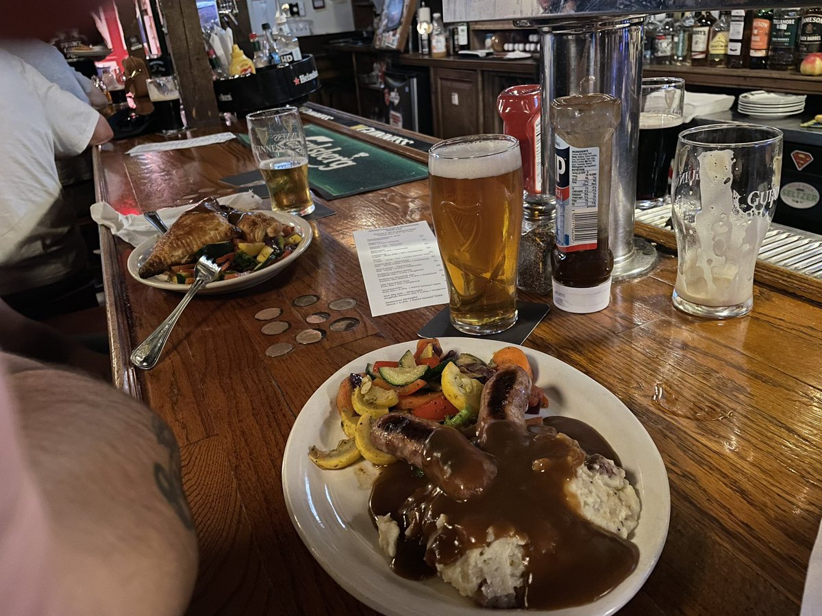 internetbutch's tweet image. #publife