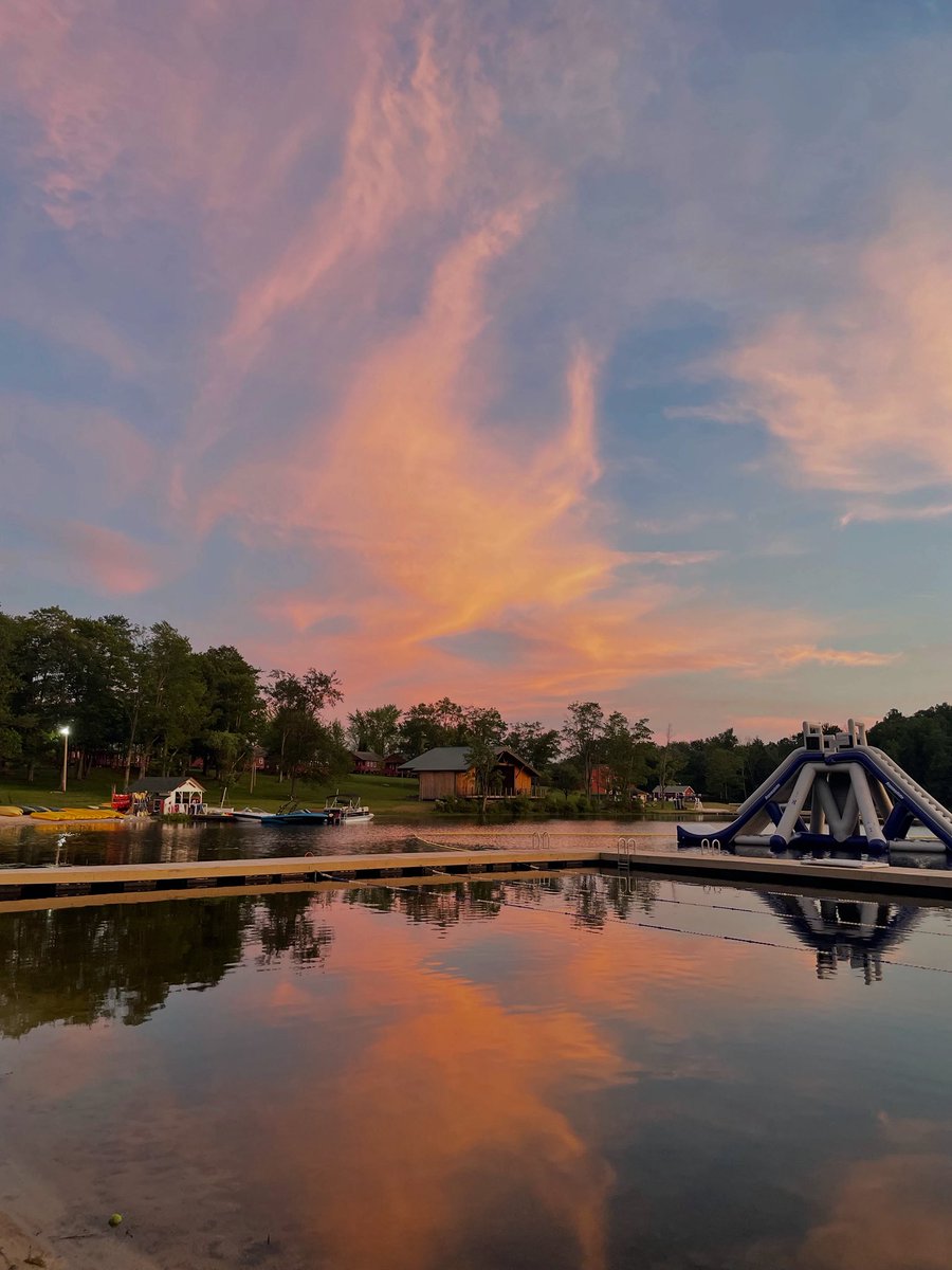 #StarlightSunday is back and a more perfect picture simply doesn't exist 😍