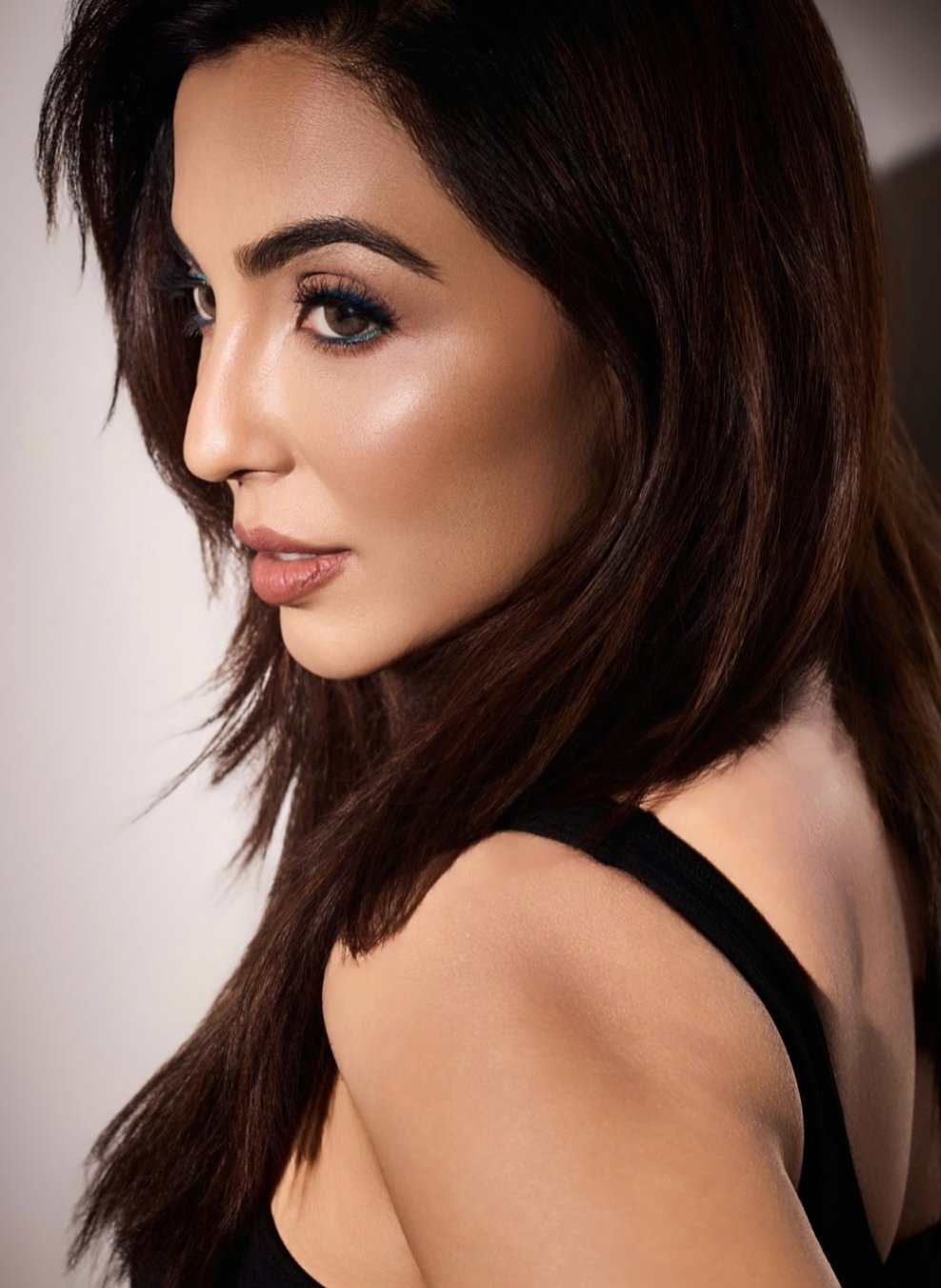 GzIdu1xaAAAG7JH?format=jpg&name=large