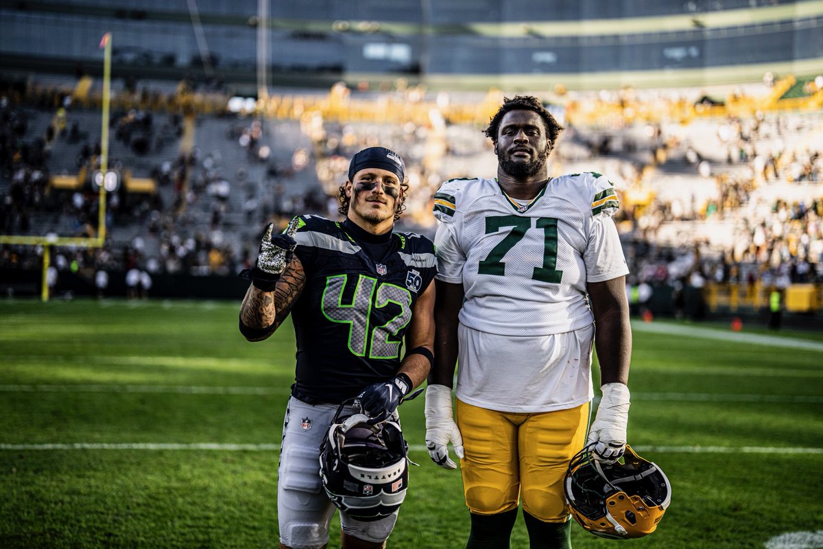 Just a couple of #PackPros catching up.