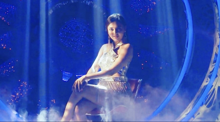 Team Tejasswi Prakash OFC🧜‍♀️ tweet media