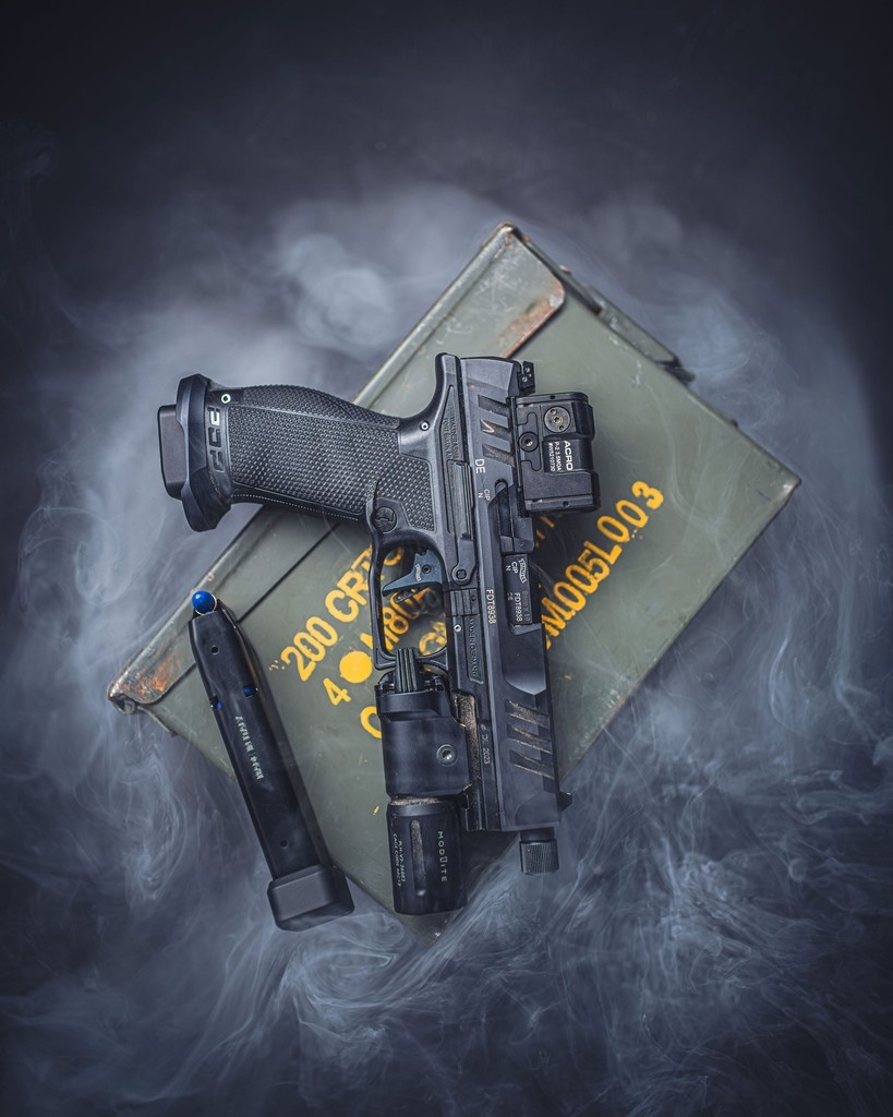 AimpointUSA's tweet image. Smoke and mirrors.

Featured optic, Acro P-2™
aimpoint.info/3fGVHXj 

NOT A FIREARMS SALE⁠

📷: Holtworks

#aimpoint #patrolrifleoptic #unityfast #alwaysready #alwayson #reddotsight #reddot #reddotoptic #compactsight