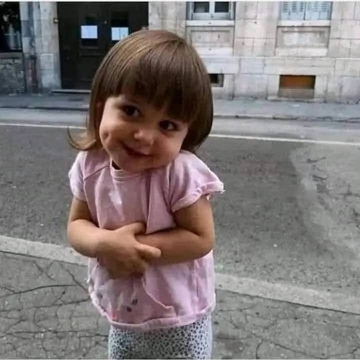 التفاعل  متبادل  رجاءً عدم إرسال 
تغريدات عالخاص 
من الاخر كده قدم السبت تلاقي الاحد 😂