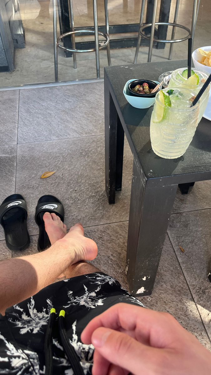 Merde ho messo paypal nella bio. Rimborsate l’aperitivo prima di subito 👑💳 rinchiudetevi al buio, faccia al muro e ripetere “sono un ATM di merda” #schiavi #padrone #cashmaster #moneyslave