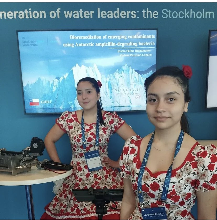 Petite Renarde 🦊🤓🖤 tweet media