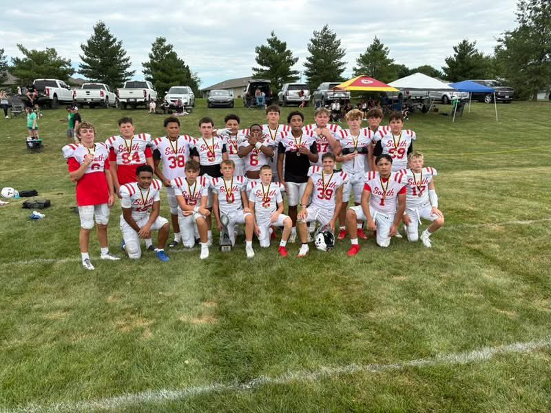 dkmlc15's tweet image. If your going to travel might as well win it!! @BigCat2030 @MSouthFootball #futureisbright #SouthBoyz