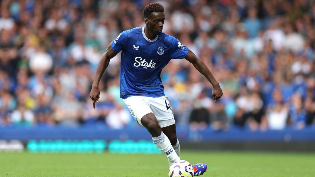 EvertonBlueArmy's tweet photo. Absolute hats off to Tim Iroegbunam today, was immense in the middle ✊️ https://t.co/1qPI2sNN6P
