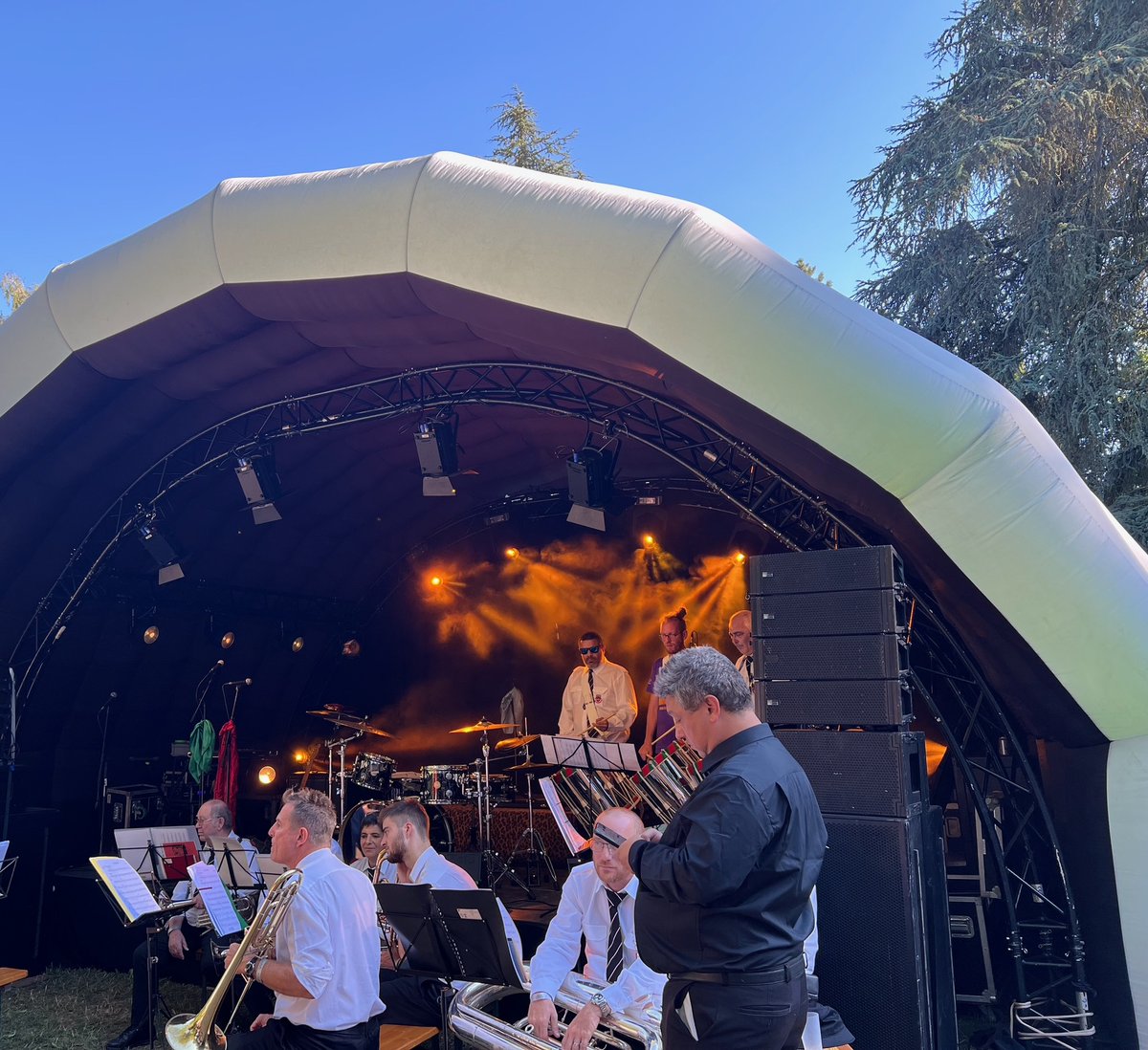 JeuxCooperatifs's tweet photo. Nous avons trop aimé l’ambiance et la décoration du Zooloo Festival, à côté de la plage de port-choiseul, à Versoix et on espère y être présent l’année prochaine avec nos jeux coopératifs 👀

https://t.co/wskpU3SHe0
#Zooloo Festival
#Plage de port-choiseul
#Ville de Versoix https://t.co/B7j8MEJTFg