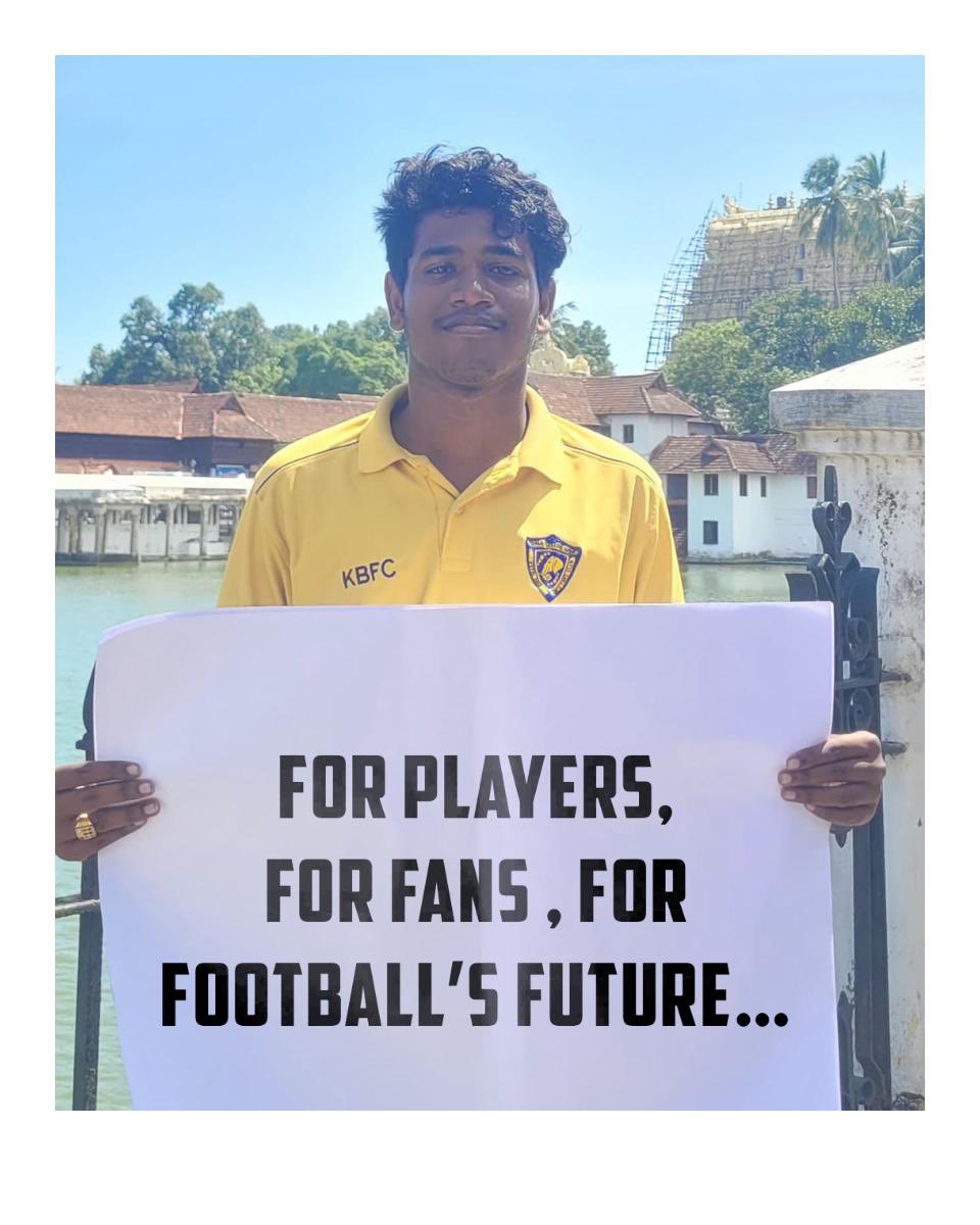 blasters_army's tweet image. Fans across the country have come together with one voice, for the betterment, safety, and sustainable future of Indian football. This game belongs to the players and the supporters, and we stand united to protect and grow it.
.
 
#SecureIndianFootball #ISLFootballFraternity