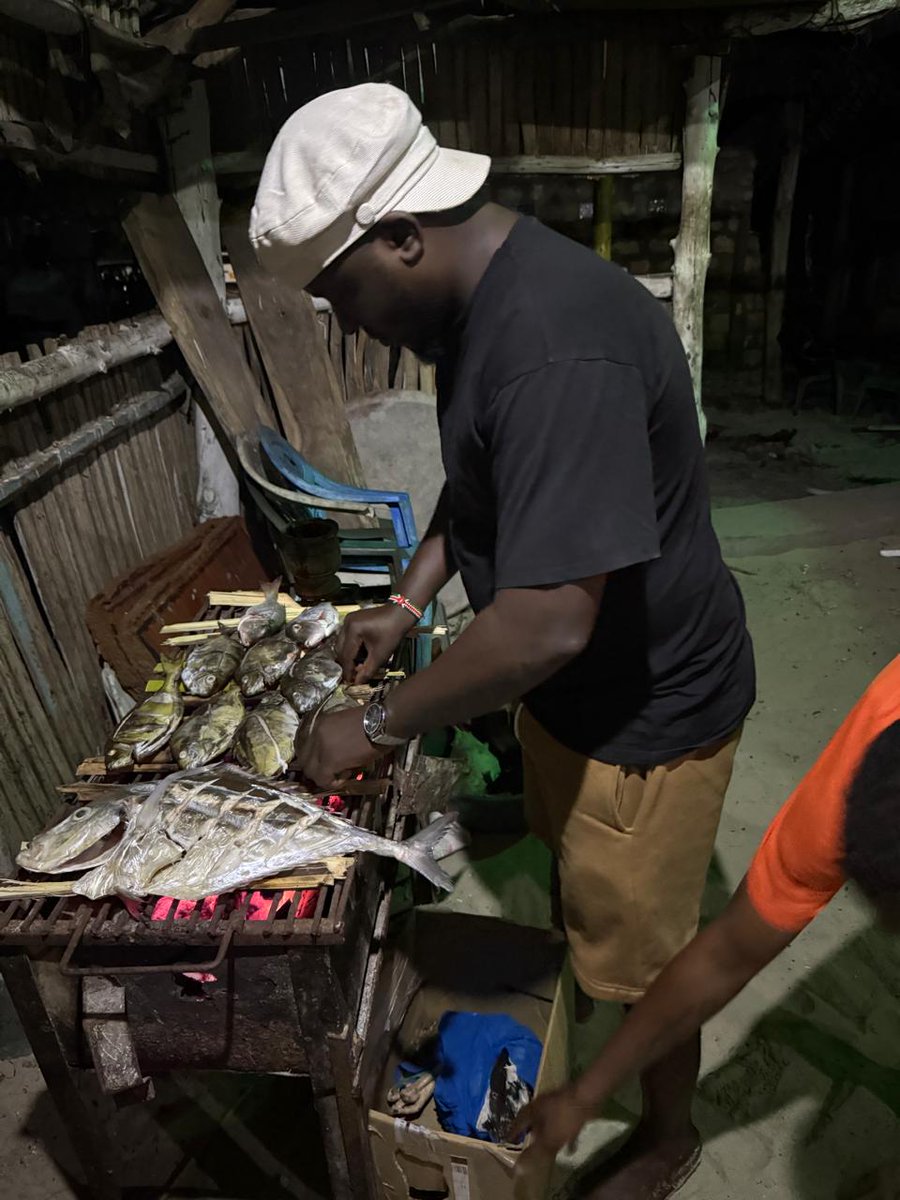 KoleKole+Tafi+Changu+Pweza
Kwa Mitch Copa Cabana.