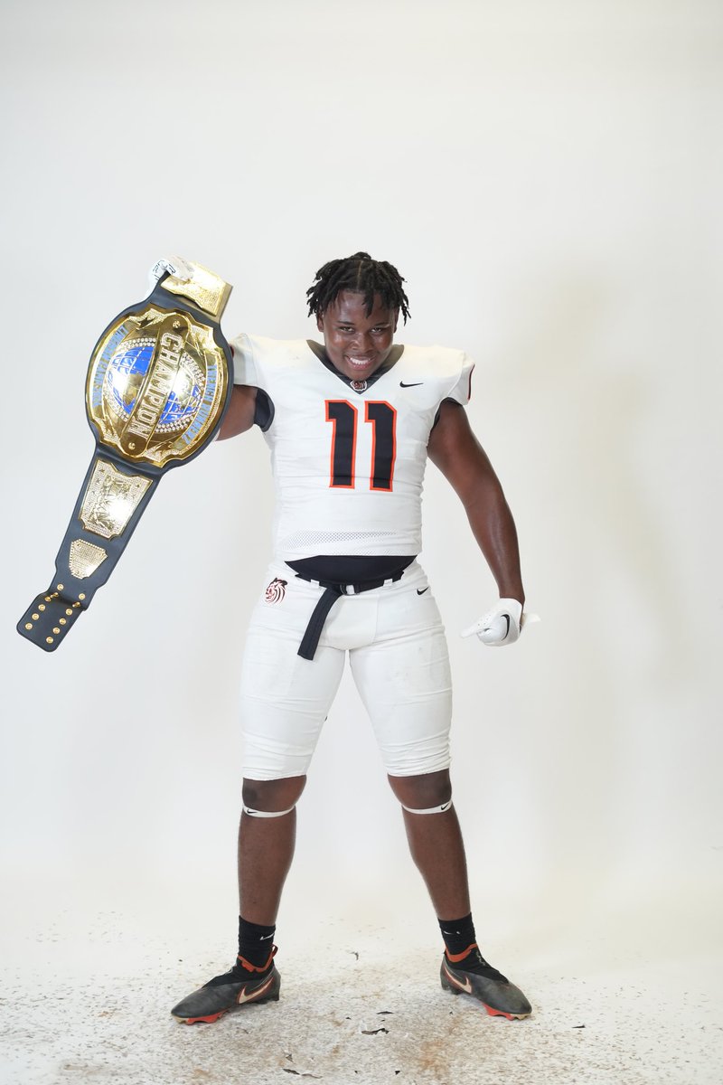 Yesterday we lost one of the greatest men to ever wear the black and orange. EJ embodied what it meant to be a Tiger. Most of all, he was an excellent person with an infectious personality. EJ was a natural leader both on and off the field. He will be greatly missed!
#PlayFor11