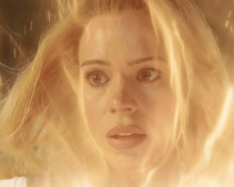 TardisTakes's tweet photo. Was anyone else genuinely excited to see Billie Piper as 16? I feel like I'm in the minority but now I'm sad thinking we might never get her. 

A subconscious choice to honour Rose?
Badwolf?
The moment?
Guilt - ala 12 and 6?

This is the most important face in NW 
#DoctorWho https://t.co/Z0RQ1T1QK4