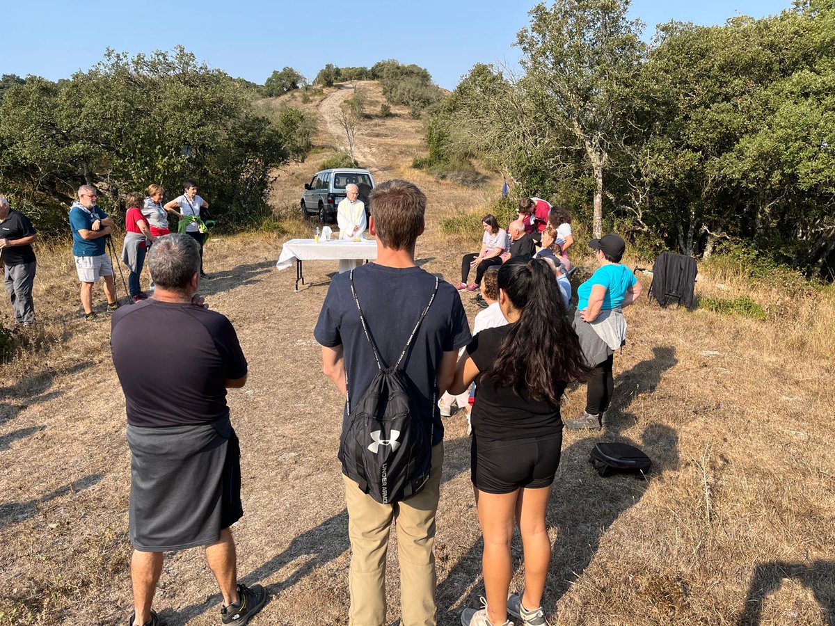 AcoaAke's tweet image. 🌿 Erromeria eguna Letonako #kontzeju|an

🌱 Romería de San Bitor en el #concejo de #Letona

@Kultur_Zigoitia #Gorbeialdea #Araba #Alava